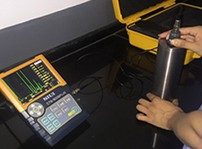 Ultrasonic flaw detector